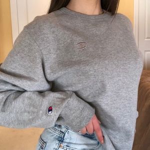 Champion crew neck sweatshirt